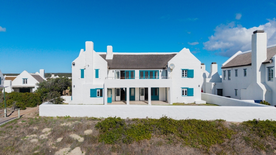 5 Bedroom Property for Sale in Struisbaai Western Cape